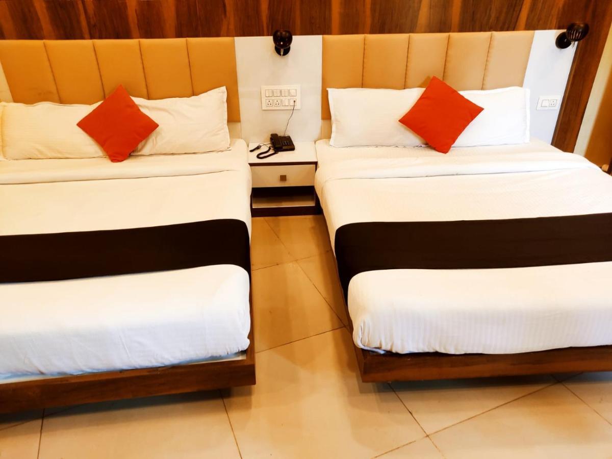 Hotel Keerthana Puttur Puttur  Buitenkant foto